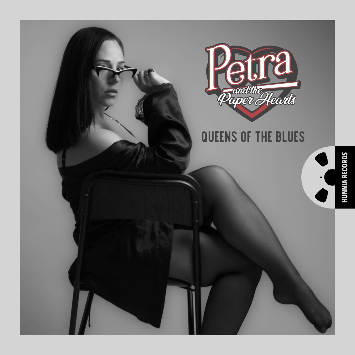 HRES2504 Petra and the Paper Hearts &ndash; Queens Of The Blues