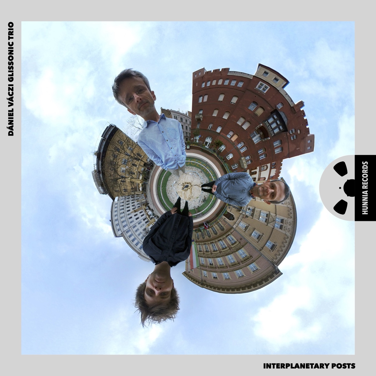 HRES2405 Dániel Váczi Glissonic Trio - Interplanetary Posts