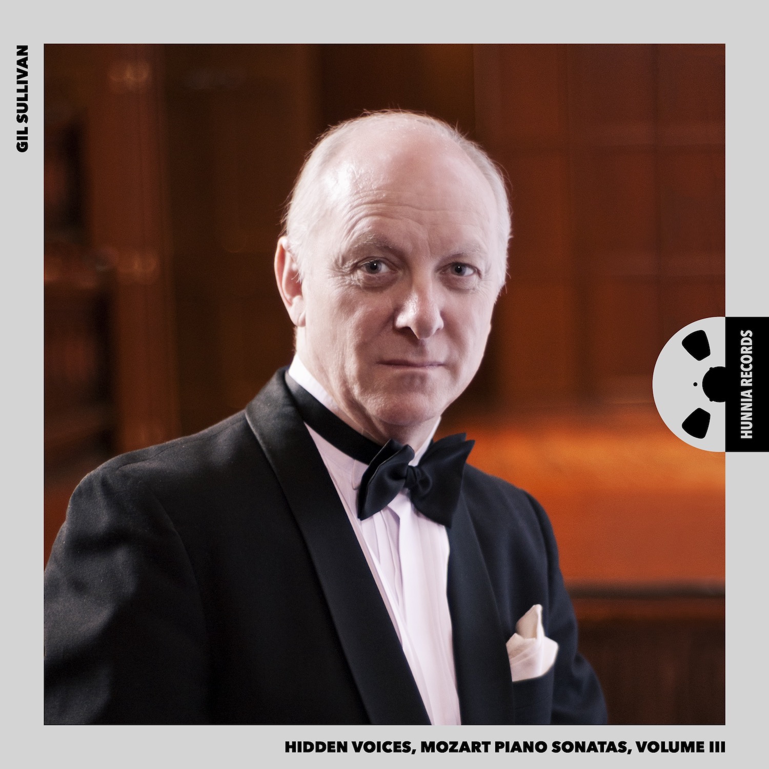 HRES2240-3 Gil Sullivan &ndash; Hidden Voices, Mozart Piano Sonatas, Volume III